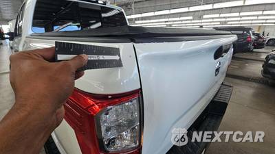 2018 Nissan TITAN PRO-4X Crew Cab Short Bed - zdjęcie 43 z 50 - miniatura