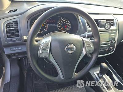 2018 Nissan Altima 2.5 S - zdjęcie 10 z 18 - miniatura