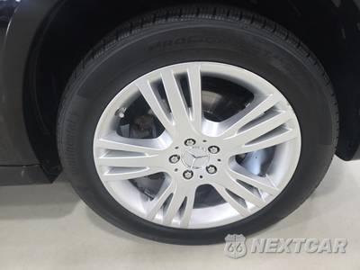 2015 Mercedes-Benz GLK 350 4MATIC - zdjęcie 9 z 23 - miniatura