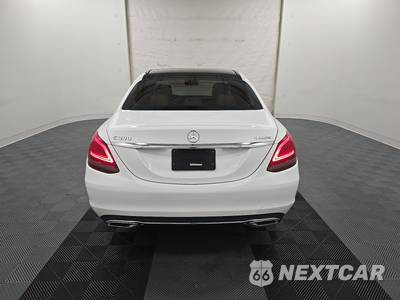 2021 Mercedes-Benz C 300 4MATIC Sedan - zdjęcie 5 z 33 - miniatura