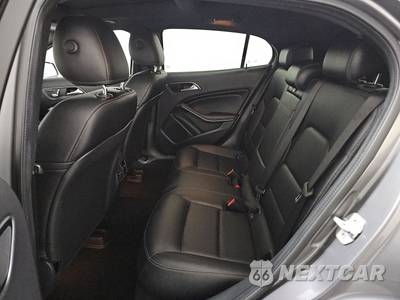 2018 Mercedes-Benz GLA 250 4MATIC - zdjęcie 13 z 35 - miniatura