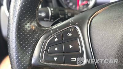 2018 Mercedes-Benz GLA 250 4MATIC - zdjęcie 19 z 35 - miniatura