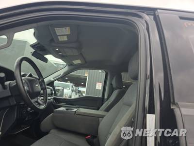 2025 Ford F-150 XLT Crew Cab Short Bed - zdjęcie 18 z 23 - miniatura