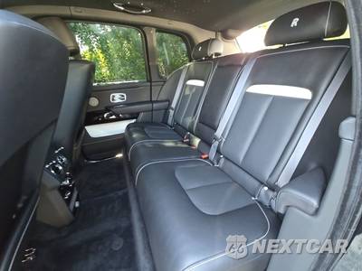 2022 Rolls-Royce Cullinan - zdjęcie 13 z 21 - miniatura