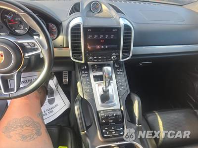 2017 Porsche Cayenne GTS - zdjęcie 11 z 32 - miniatura