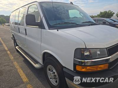 2025 Chevrolet Express 2500 Cargo Van 1WT 135.0" WB - zdjęcie 3 z 26 - miniatura