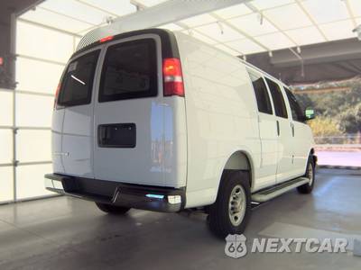 2025 Chevrolet Express 2500 Cargo Van 1WT 135.0" WB - zdjęcie 4 z 26 - miniatura