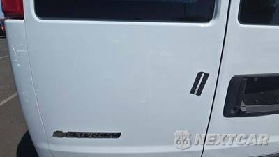 2025 Chevrolet Express 2500 Cargo Van 1WT 135.0" WB - zdjęcie 24 z 29 - miniatura