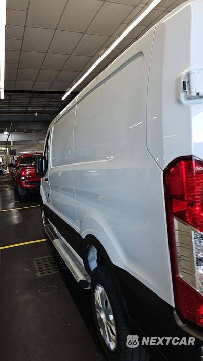2025 Ford Transit 250 Cargo Van Low Roof 130.0" WB - zdjęcie 20 z 38 - miniatura