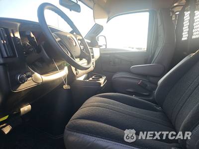 2025 GMC Savana 2500 Cargo Van 1WT 135.0" WB - zdjęcie 7 z 18 - miniatura