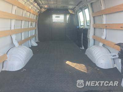 2025 Chevrolet Express 2500 Cargo Van 1WT 135.0" WB - zdjęcie 15 z 22 - miniatura