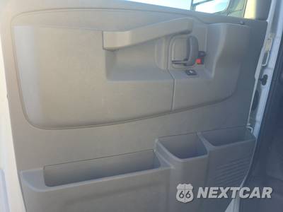 2025 Chevrolet Express 2500 Cargo Van 1WT 135.0" WB - zdjęcie 9 z 22 - miniatura