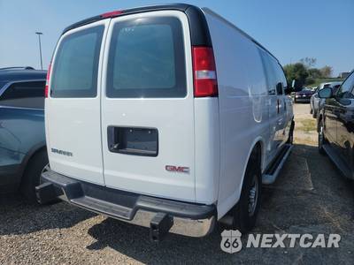 2025 GMC Savana 2500 Cargo Van 1WT 135.0" WB - zdjęcie 4 z 22 - miniatura