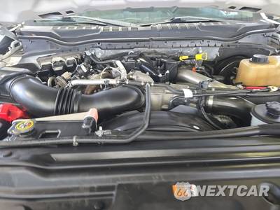 2018 Ford Super Duty F-250 XLT Crew Cab Medium Bed - zdjęcie 15 z 31 - miniatura