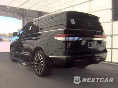 2022 Lincoln Navigator Black Label - zdjęcie 6 z 23 - miniatura