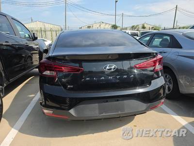 2020 Hyundai Elantra SE Sedan - zdjęcie 5 z 23 - miniatura