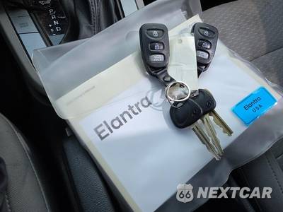 2020 Hyundai Elantra SE Sedan - zdjęcie 21 z 23 - miniatura