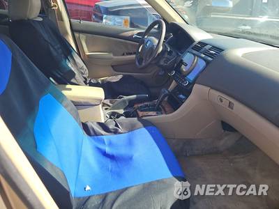 2003 Honda Accord Sedan EX w/Leather - zdjęcie 8 z 49 - miniatura