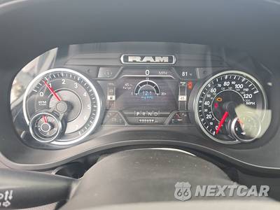 2022 Ram 1500 Laramie Crew Cab Short Bed - zdjęcie 12 z 32 - miniatura
