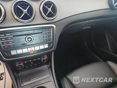 2019 Mercedes-Benz CLA 250 4MATIC - zdjęcie 11 z 19 - miniatura
