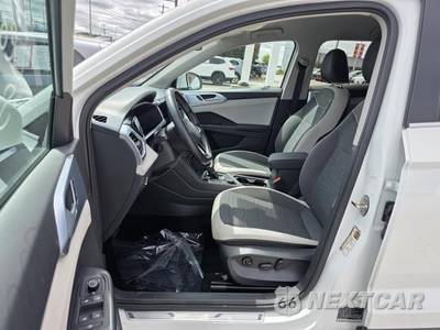 2025 Volkswagen Taos SE - zdjęcie 12 z 31 - miniatura