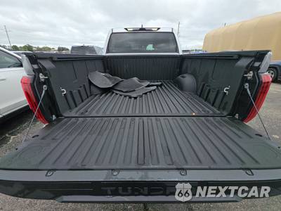 2024 Toyota Tundra SR5 Crew Cab Short Bed - zdjęcie 16 z 23 - miniatura