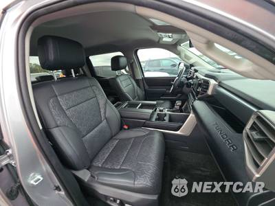 2024 Toyota Tundra SR5 Crew Cab Short Bed - zdjęcie 8 z 23 - miniatura