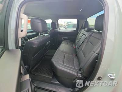 2024 Toyota Tundra SR5 Crew Cab Short Bed - zdjęcie 13 z 26 - miniatura