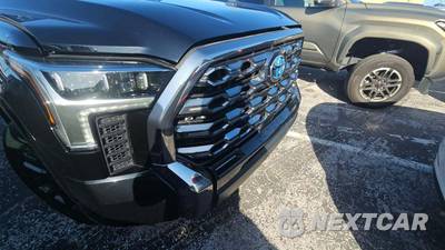 2024 Toyota Tundra Hybrid Platinum Crew Cab Short Bed - zdjęcie 19 z 22 - miniatura