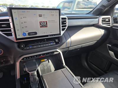 2024 Toyota Tundra Hybrid Platinum Crew Cab Short Bed - zdjęcie 11 z 22 - miniatura