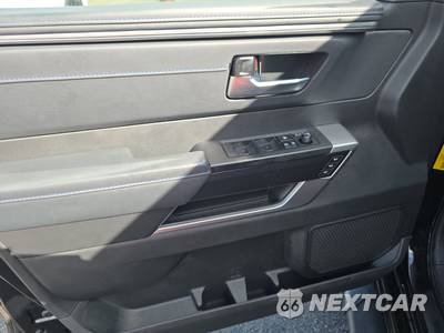2024 Toyota Tundra Hybrid Platinum Crew Cab Short Bed - zdjęcie 9 z 22 - miniatura