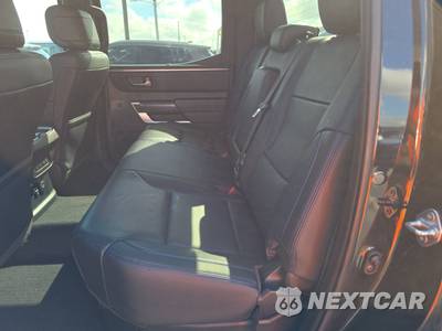 2024 Toyota Tundra Hybrid Platinum Crew Cab Short Bed - zdjęcie 13 z 22 - miniatura