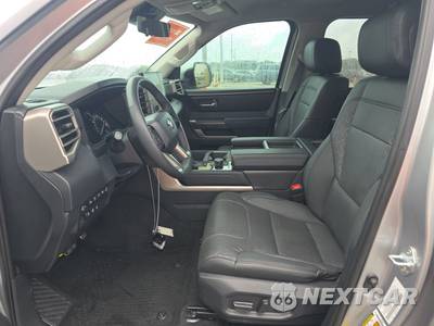 2023 Toyota Tundra SR5 Crew Cab Short Bed - zdjęcie 7 z 20 - miniatura