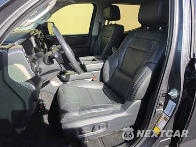 2023 Toyota Tundra SR5 Crew Cab Short Bed - zdjęcie 7 z 19 - miniatura
