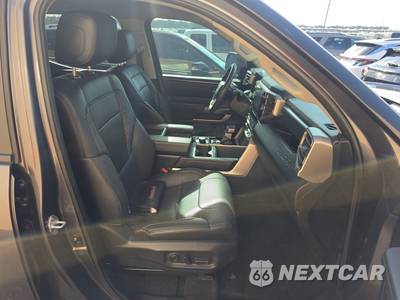 2023 Toyota Tundra SR5 Crew Cab Short Bed - zdjęcie 8 z 19 - miniatura