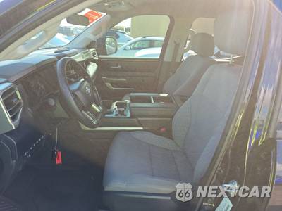 2024 Toyota Tundra SR5 Crew Cab Short Bed - zdjęcie 7 z 23 - miniatura