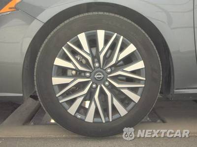 2025 Nissan Altima SV - zdjęcie 9 z 29 - miniatura
