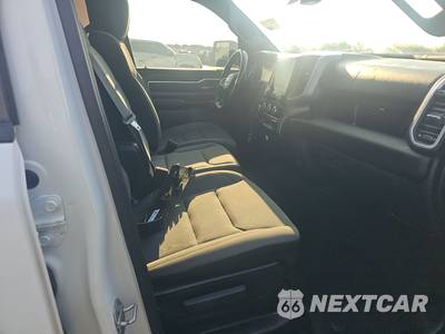 2022 Ram 1500 Big Horn Crew Cab Short Bed - zdjęcie 8 z 34 - miniatura