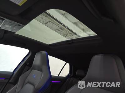 2023 Volkswagen Golf R 20th Anniversary Edition - zdjęcie 20 z 24 - miniatura