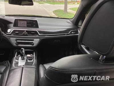 2022 BMW 7 Series Sedan 750i xDrive M SPORT LINE - zdjęcie 14 z 18 - miniatura