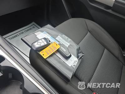2023 Ford Explorer XLT - zdjęcie 24 z 25 - miniatura