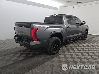 2024 Toyota Tundra SR5 Crew Cab Short Bed - zdjęcie 4 z 25 - miniatura