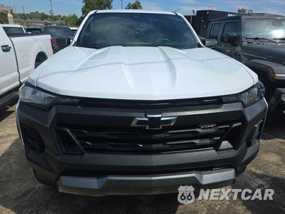 2023 Chevrolet Colorado Trail Boss Crew Cab Medium Bed 0TR - zdjęcie 2 z 22 - miniatura