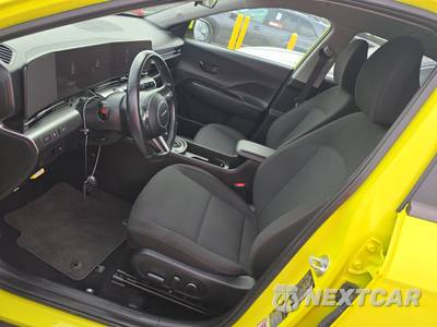 2025 Hyundai Kona SEL - zdjęcie 13 z 32 - miniatura