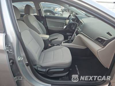 2020 Hyundai Elantra SE Sedan - zdjęcie 8 z 19 - miniatura