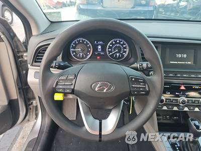 2020 Hyundai Elantra SE Sedan - zdjęcie 10 z 19 - miniatura