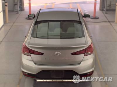 2020 Hyundai Elantra SE Sedan - zdjęcie 5 z 19 - miniatura