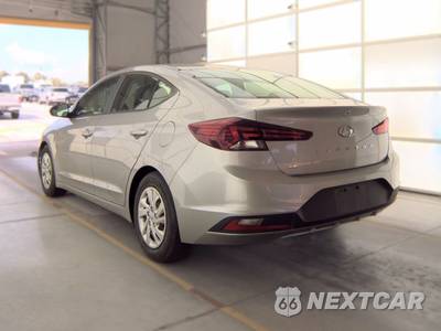 2020 Hyundai Elantra SE Sedan - zdjęcie 6 z 19 - miniatura