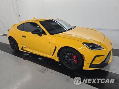 2026 Toyota GR86 Yuzu Edition - zdjęcie 3 z 24 - miniatura