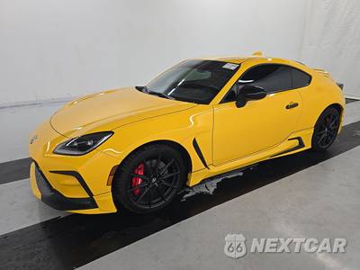 2026 Toyota GR86 Yuzu Edition - zdjęcie 1 z 24 - miniatura